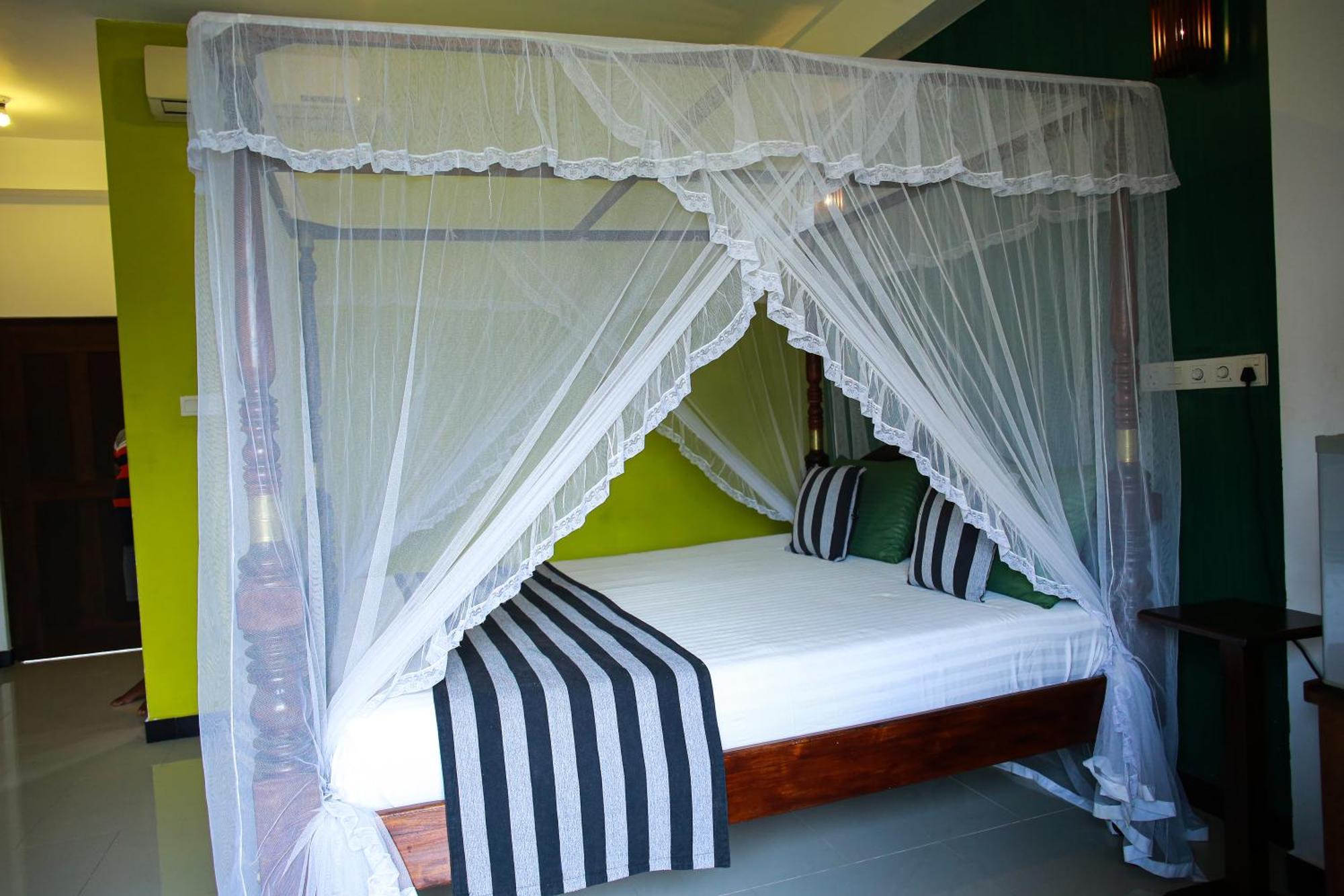 Isindu Sky Lodge Mirissa Exterior foto